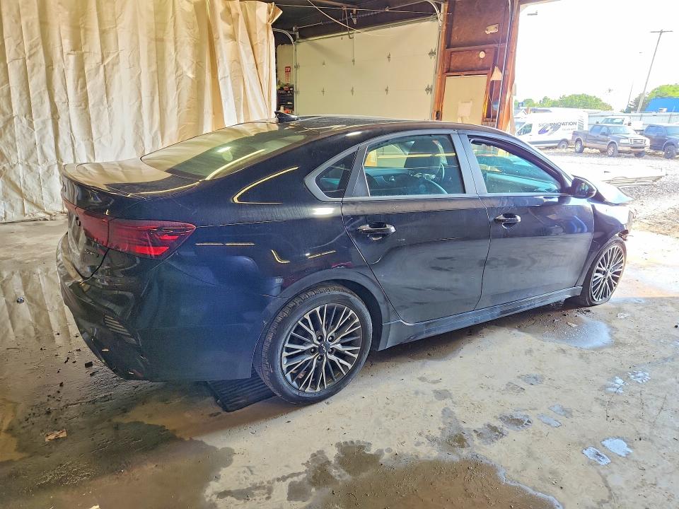 2024 Kia Forte მანქანა იყიდება აუქციონზე, vin: 3KPF54AD1RE811136, აუქციონის ნომერი: 56917236