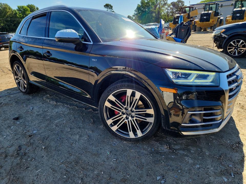 57747146 :رقم المزاد ، WA1C4AFY7J2121077 vin ، 2018 Audi Sq5 مزاد بيع