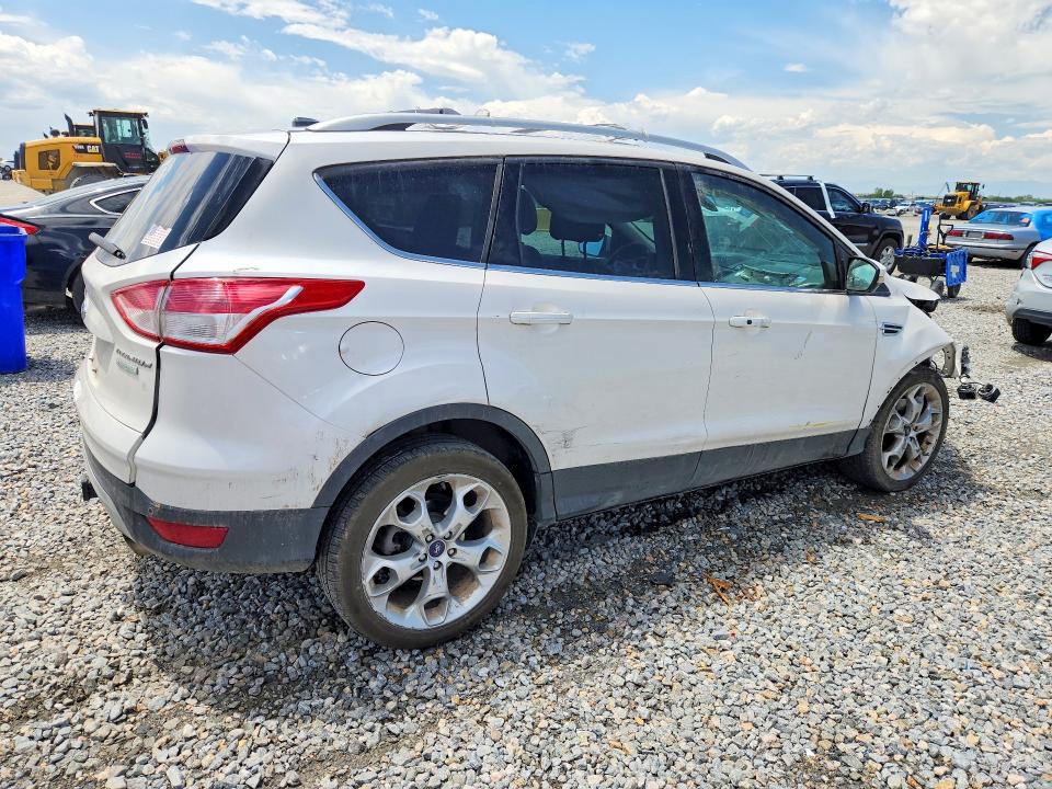 2013 Ford Escape მანქანა იყიდება აუქციონზე, vin: 1FMCU0J93DUD38159, აუქციონის ნომერი: 58148086