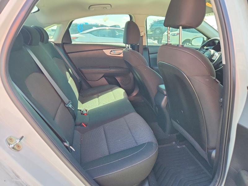 Продажа на аукционе авто 2023 Kia Forte, vin: 3KPF24ADXPE562339, номер лота: 55608926