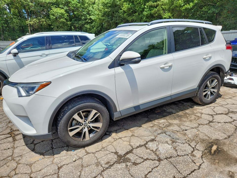 56988236 :رقم المزاد ، JTMWFREV3JJ208743 vin ، 2018 Toyota Rav4 مزاد بيع