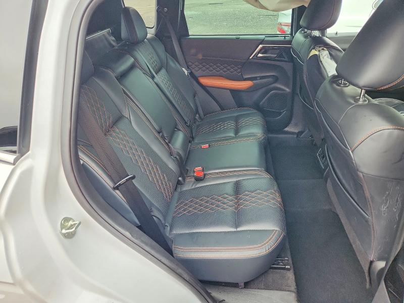 58070406 :رقم المزاد ، JA4J4VA85PZ008573 vin ، 2023 Mitsubishi Outlander مزاد بيع