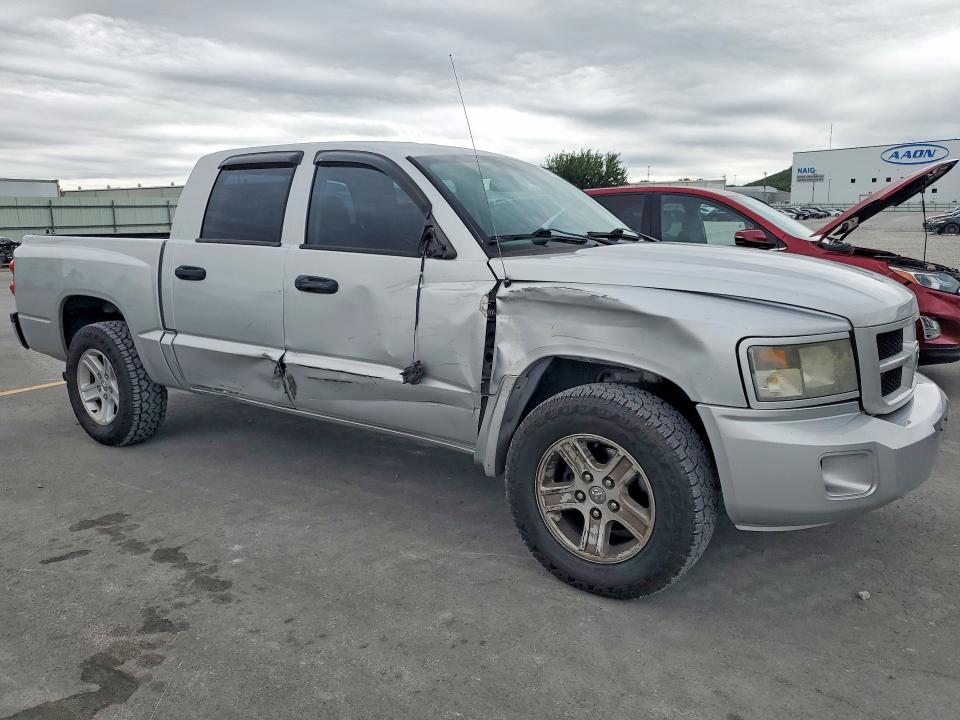 57302386 :رقم المزاد ، 1D7RE3GK0BS511691 vin ، 2011 Dodge Dakota مزاد بيع