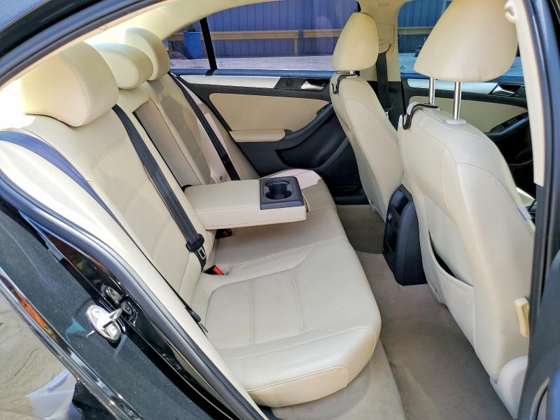 2014 Volkswagen Jetta მანქანა იყიდება აუქციონზე, vin: 3VWD17AJ6EM333013, აუქციონის ნომერი: 57226366