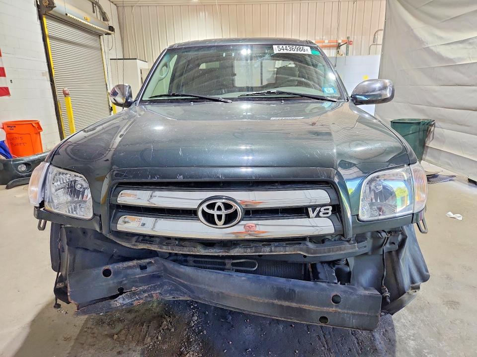 2005 Toyota Tundra მანქანა იყიდება აუქციონზე, vin: 5TBBT44115S471825, აუქციონის ნომერი: 54436986