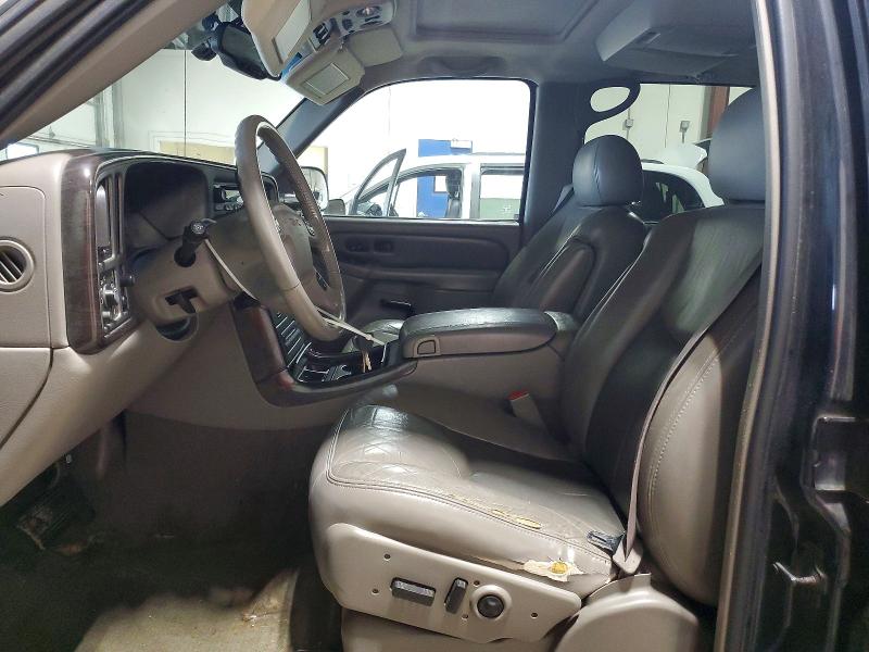57302906 :رقم المزاد ، 1GKFK66UX4J121219 vin ، 2004 Gmc Yukon Xl مزاد بيع