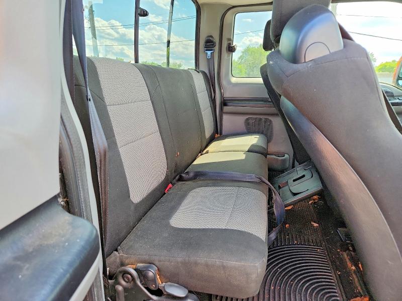 Продажа на аукционе авто 2004 Ford F250, vin: 1FTNX21LX4EA74296, номер лота: 55542236