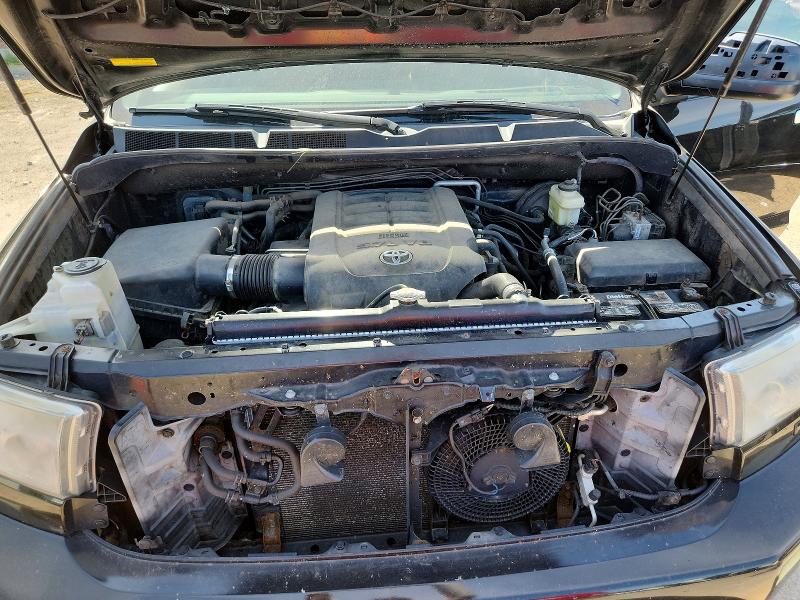 56127166 :رقم المزاد ، 5TDJY5G12BS045644 vin ، 2011 Toyota Sequoia مزاد بيع