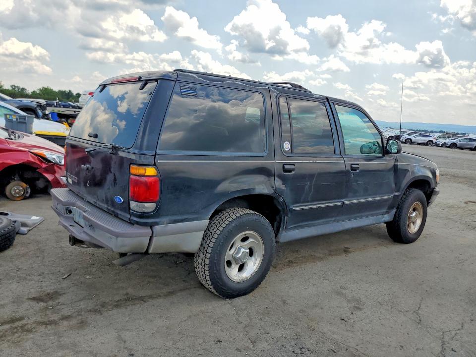 58610816 :رقم المزاد ، 1FMDU34E6VUC40081 vin ، 1997 Ford Explorer مزاد بيع
