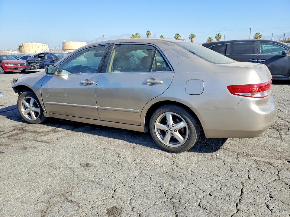 57590006 :رقم المزاد ، JHMCM56824C002332 vin ، 2004 Honda Accord Ex مزاد بيع