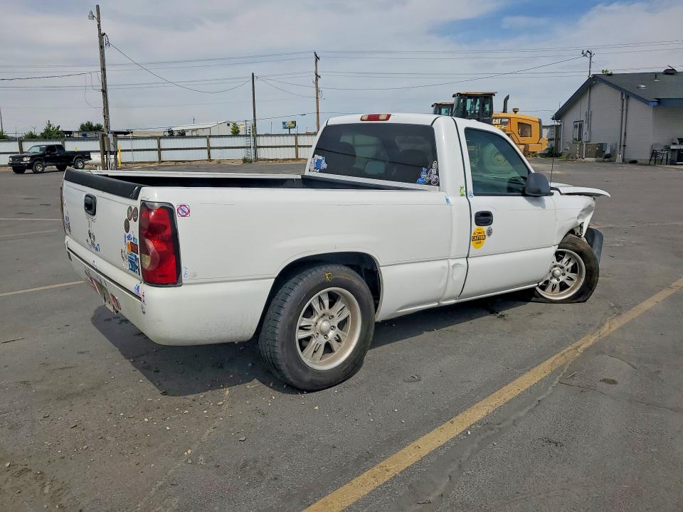 2004 Chevrolet Silverado მანქანა იყიდება აუქციონზე, vin: 1GCEC14T34Z120769, აუქციონის ნომერი: 58549746