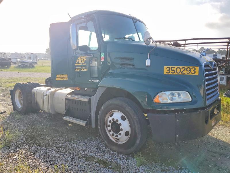 Продажа на аукционе авто 2016 Mack Cx600, vin: 1M1AW01X1GM008528, номер лота: 54214226