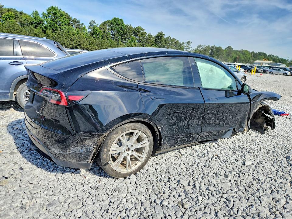 55975576 :رقم المزاد ، 7SAYGDEE4NF424819 vin ، 2022 Tesla Model Y مزاد بيع