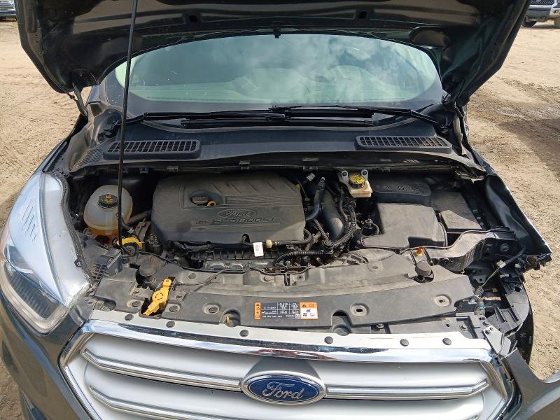 55739686 :رقم المزاد ، 1FMCU9HD8KUB63757 vin ، 2019 Ford Escape مزاد بيع