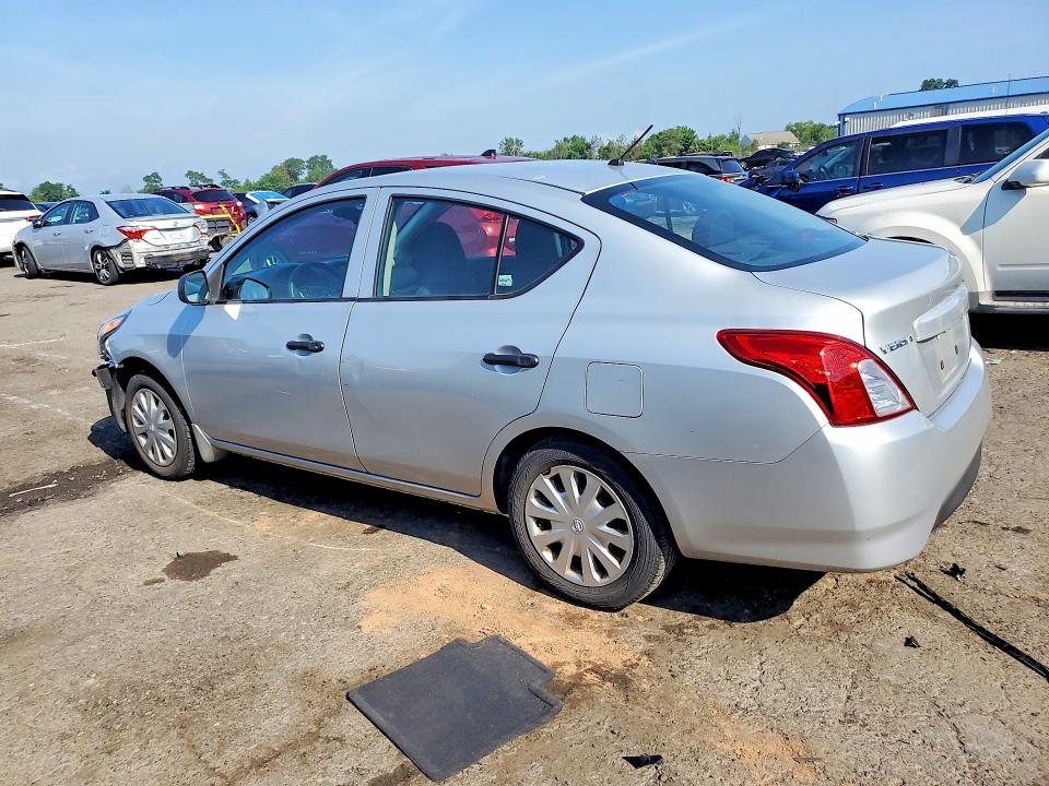 59111446 :رقم المزاد ، 3N1CN7AP9FL863672 vin ، 2015 Nissan Versa مزاد بيع
