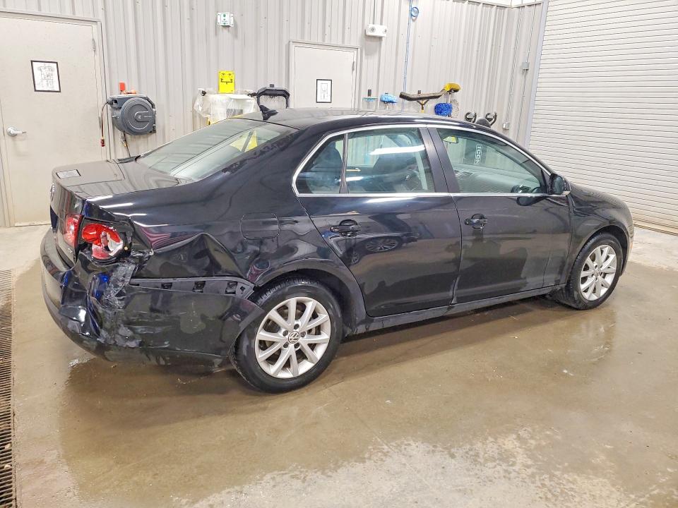 57737556 :رقم المزاد ، 3VWRX7AJ6AM041537 vin ، 2010 Volkswagen Jetta مزاد بيع