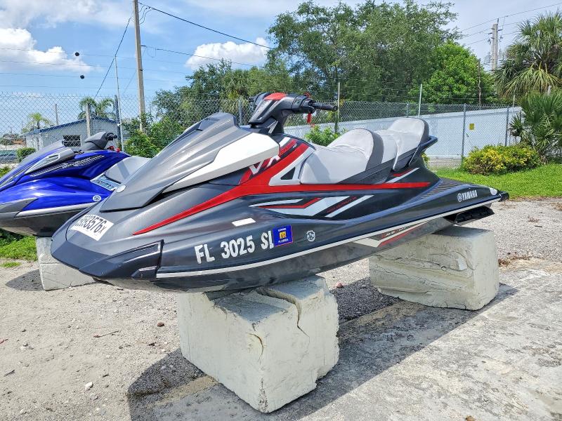59593576 :رقم المزاد ، YAMA0323E919 vin ، 2019 Yam Yamaha Vxr مزاد بيع