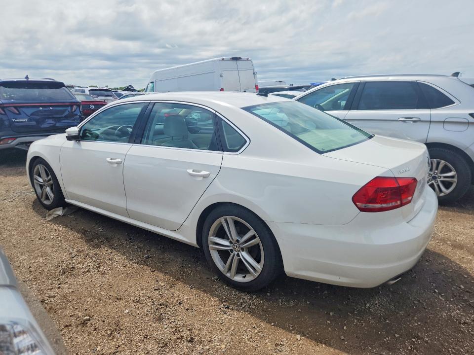56934126 :رقم المزاد ، 1VWBV7A34FC056944 vin ، 2015 Volkswagen Passat مزاد بيع