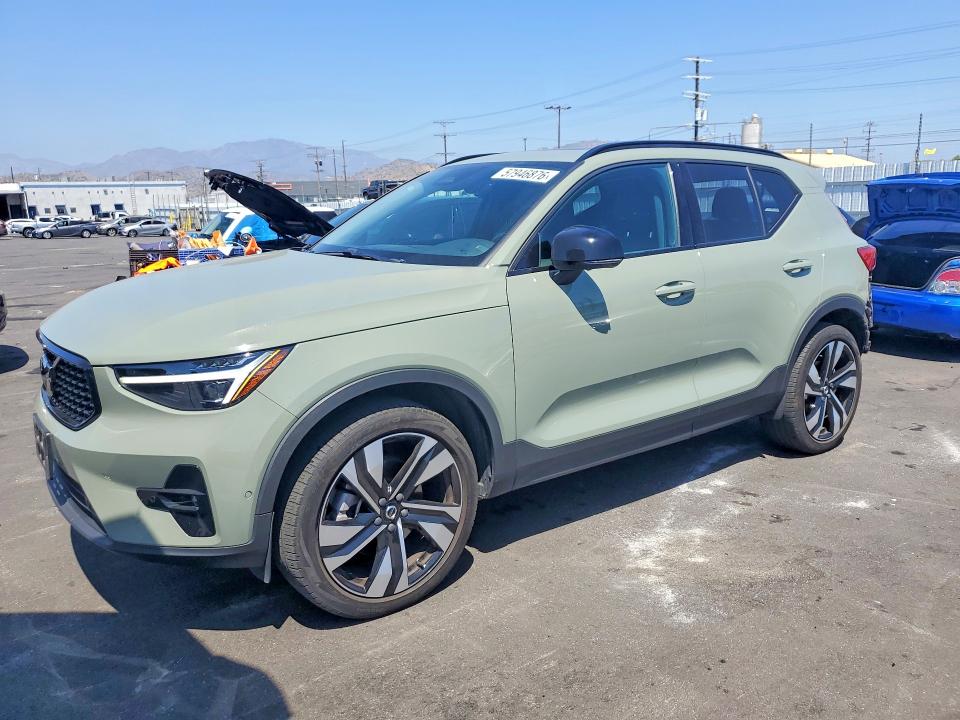Продаж на аукціоні авто 2024 Volvo Xc40, vin: YV4L12UL2R2352392, номер лоту: 57946876