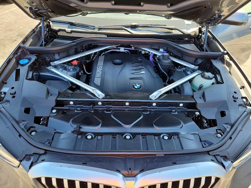 58120336 :رقم المزاد ، 5UX13EU01T9319926 vin ، 2026 Bmw X5 مزاد بيع