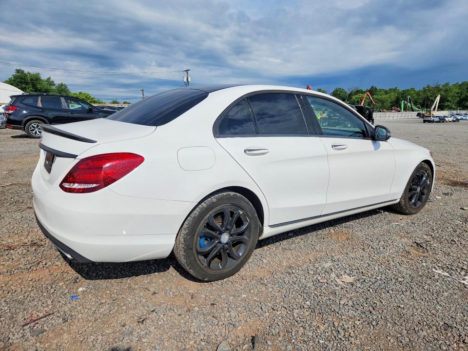 2016 Mercedes-benz C მანქანა იყიდება აუქციონზე, vin: 55SWF4KB7GU116983, აუქციონის ნომერი: 57641146
