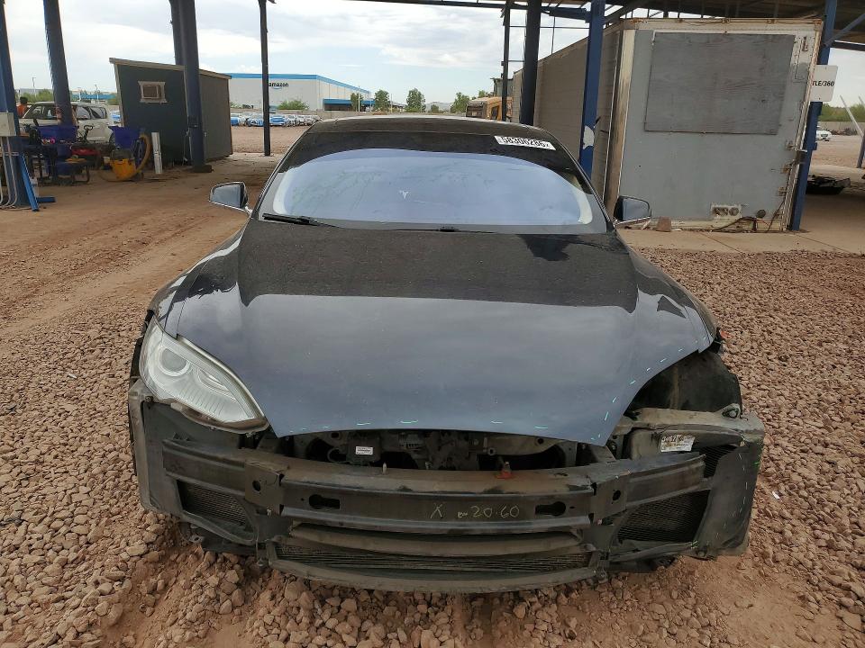 2014 Tesla Model S მანქანა იყიდება აუქციონზე, vin: 5YJSA1S10EFP50363, აუქციონის ნომერი: 58306286