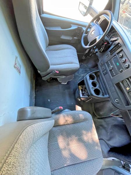 2014 Chevrolet Express G3500 მანქანა იყიდება აუქციონზე, vin: 1GB0G2CG8E1143526, აუქციონის ნომერი: 58535196