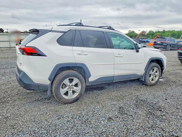 2021 Toyota Rav4 მანქანა იყიდება აუქციონზე, vin: 2T3P1RFV6MC240367, აუქციონის ნომერი: 58452686