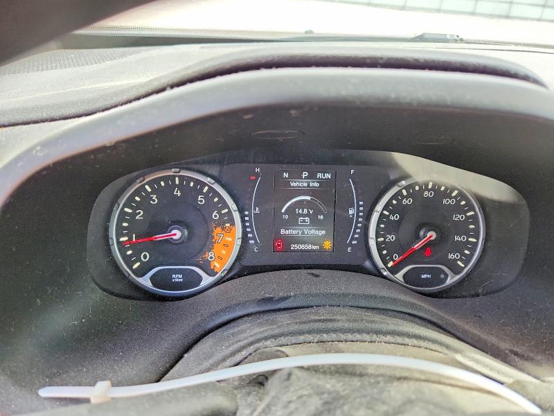 Продаж на аукціоні авто 2018 Jeep Renegade, vin: ZACCJABB8JPJ70386, номер лоту: 57560006