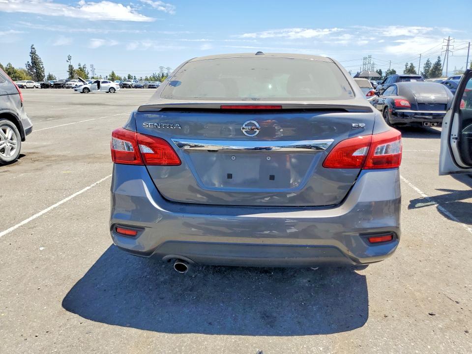 56696826 :رقم المزاد ، 3N1AB7AP7KY290042 vin ، 2019 Nissan Sentra مزاد بيع