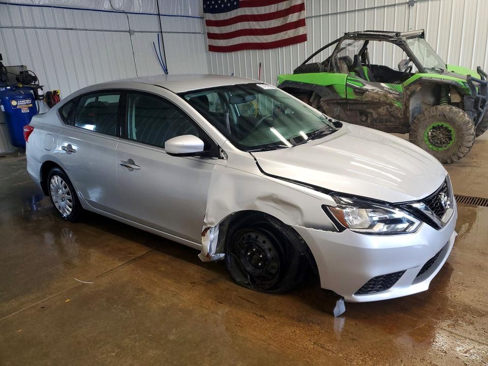 57421836 :رقم المزاد ، 3N1AB7AP6HY260300 vin ، 2017 Nissan Sentra مزاد بيع