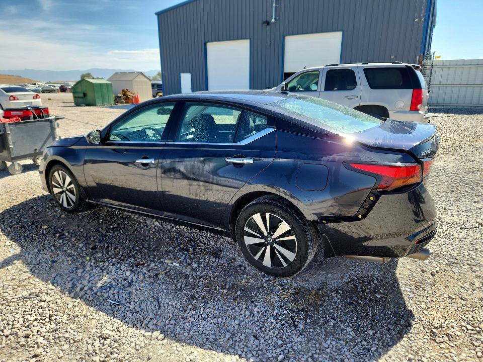 58940876 :رقم المزاد ، 1N4BL4DW1KN304875 vin ، 2019 Nissan Altima مزاد بيع