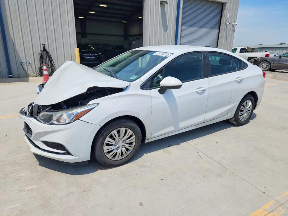 Продажа на аукционе авто 2018 Chevrolet Cruz, vin: 1G1BC5SMXJ7234760, номер лота: 57748116