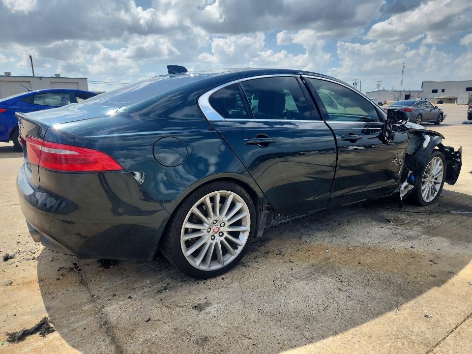 Продажа на аукционе авто 2017 Jaguar Xe, vin: SAJAK4BV5HA966513, номер лота: 56469096