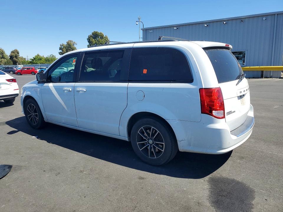 57369376 :رقم المزاد ، 2C4RDGEG4JR342925 vin ، 2018 Dodge Grand Caravan مزاد بيع