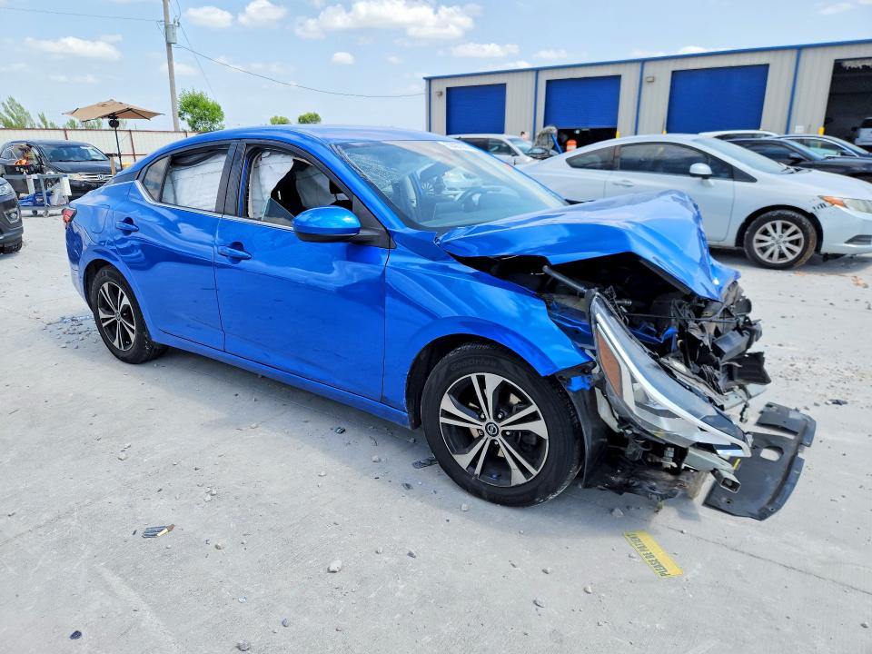 58497586 :رقم المزاد ، 3N1AB8CV3NY252460 vin ، 2022 Nissan Sentra مزاد بيع