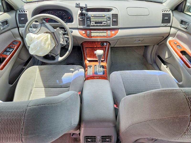 57415506 :رقم المزاد ، 4T1BE30K25U554665 vin ، 2005 Toyota Camry مزاد بيع