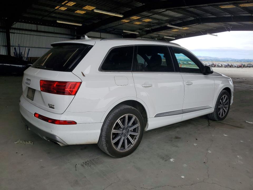 Aukcja sprzedaży 2018 Audi Q7, vin: WA1LAAF7XJD012990, numer aukcji: 57948216