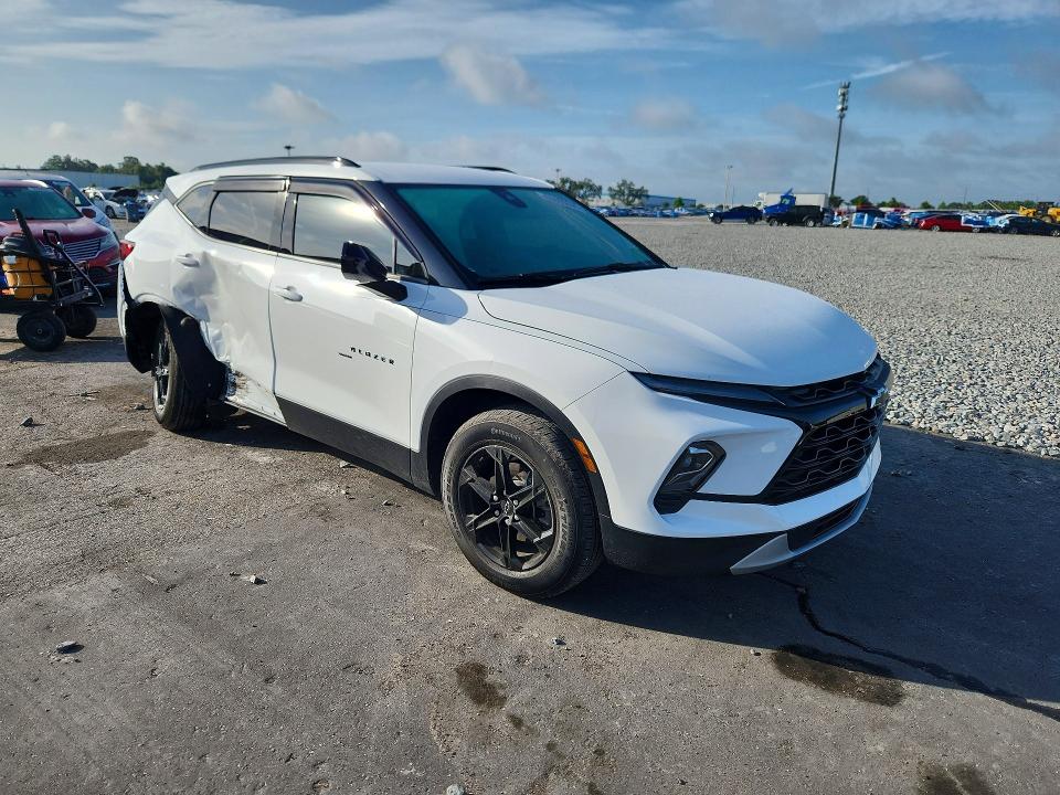 2024 Chevrolet Blazer მანქანა იყიდება აუქციონზე, vin: 3GNKBCR41RS278171, აუქციონის ნომერი: 55895596