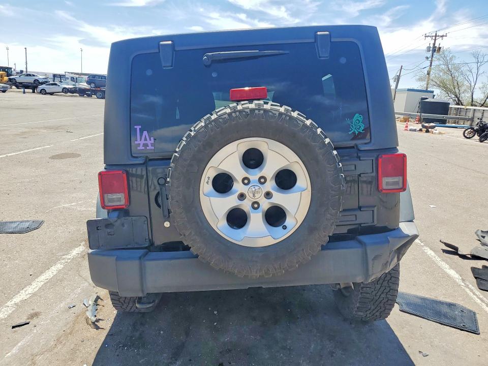 2014 Jeep Wrangler Unlimited მანქანა იყიდება აუქციონზე, vin: 1C4HJWDGXEL220861, აუქციონის ნომერი: 56832186