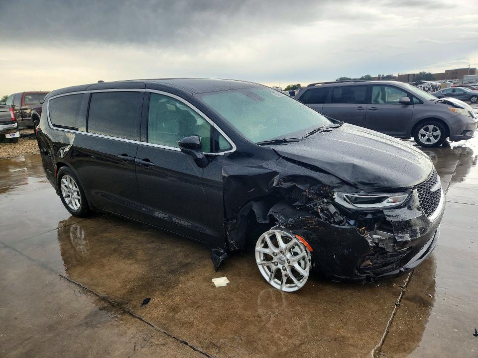 58233766 :رقم المزاد ، 2C4RC1BG9SR570439 vin ، 2025 Chrysler Pacifica مزاد بيع