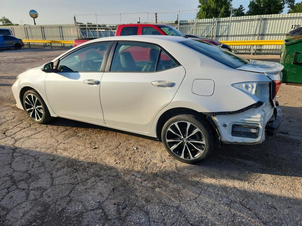 58906226 :رقم المزاد ، 5YFBURHEXJP821373 vin ، 2018 Toyota Corolla مزاد بيع