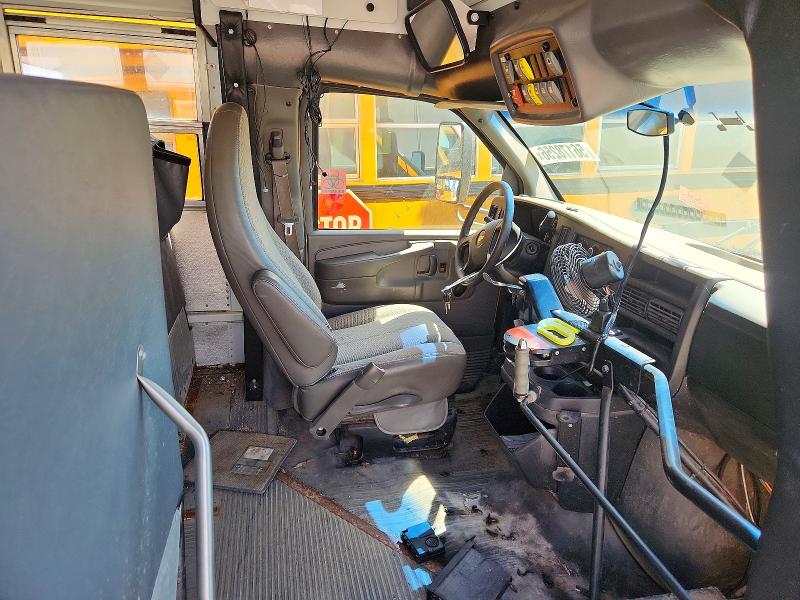 56178256 :رقم المزاد ، 1GB6G5BG0C1198000 vin ، 2012 Chevrolet Express G4500 مزاد بيع