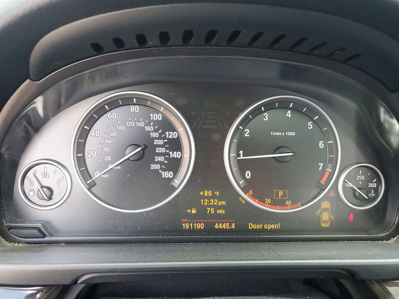 2011 Bmw 528 მანქანა იყიდება აუქციონზე, vin: WBAFR1C59BC260585, აუქციონის ნომერი: 55587626
