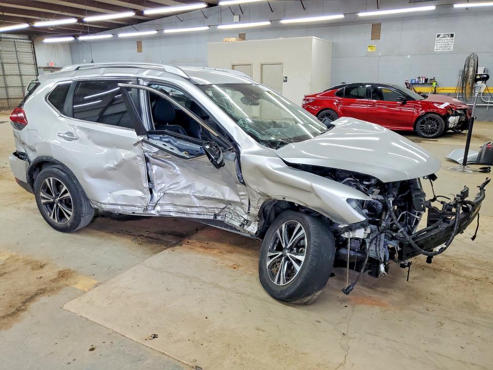 Продаж на аукціоні авто 2018 Nissan Rogue, vin: JN8AT2MT6JW461735, номер лоту: 56692416