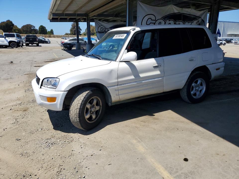 59238546 :رقم المزاد ، JT3GP10V0Y7075798 vin ، 2000 Toyota Rav4 مزاد بيع