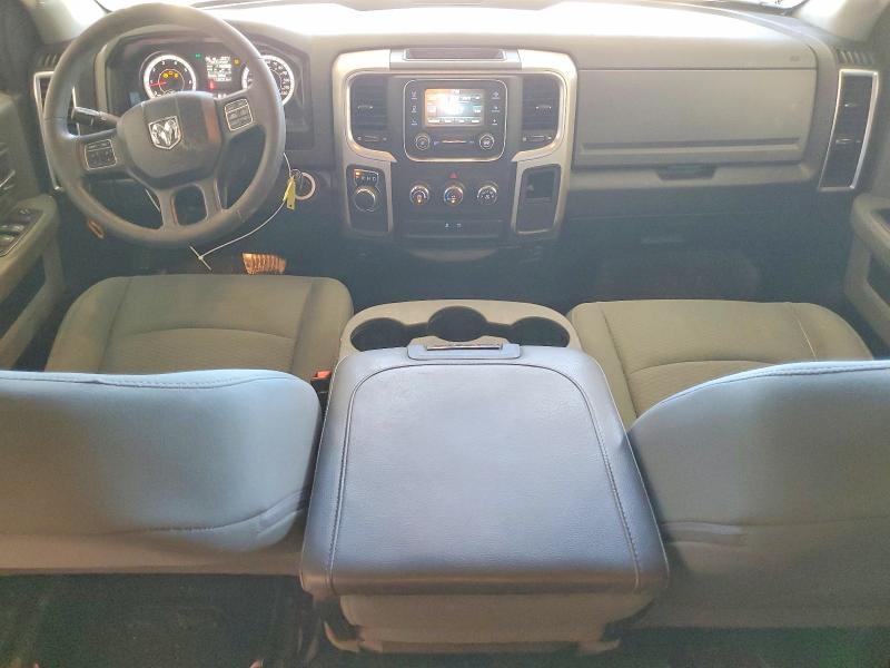 57295556 :رقم المزاد ، 1C6RR6TT8LS111062 vin ، 2020 Ram 1500 Classic مزاد بيع