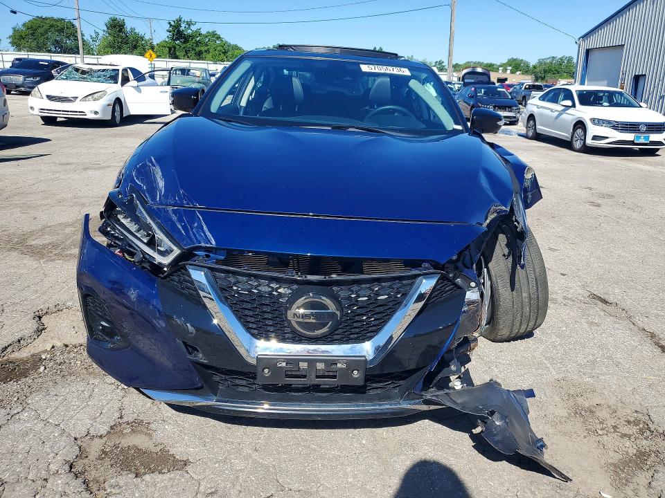 57056736 :رقم المزاد ، 1N4AA6FV5NC507169 vin ، 2022 Nissan Maxima مزاد بيع