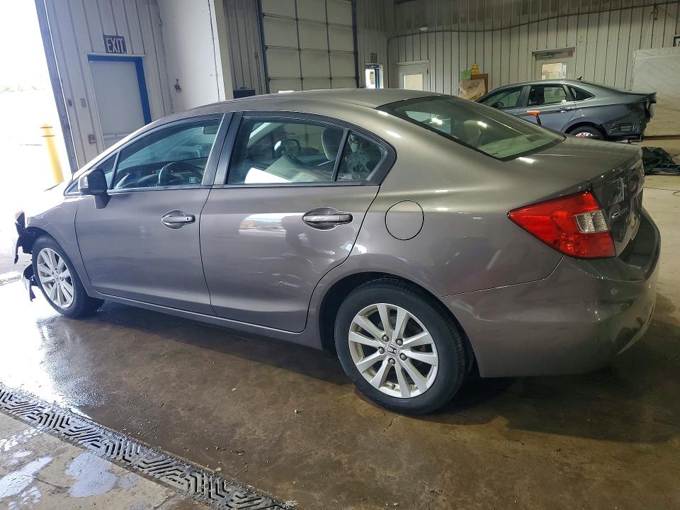 57648076 :رقم المزاد ، 19XFB2F81CE320792 vin ، 2012 Honda Civic مزاد بيع