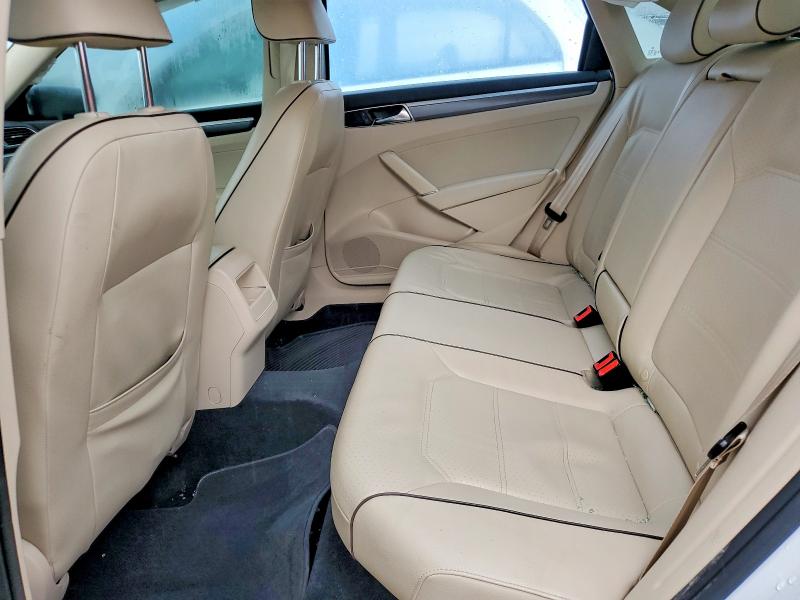 Продажа на аукционе авто 2017 Volkswagen Passat, vin: 1VWDT7A31HC061696, номер лота: 54803726